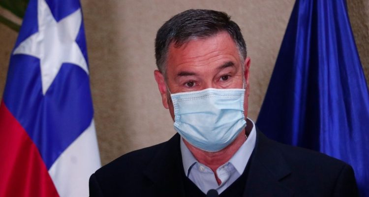 Ossandón por rechazo a viaje con Piñera