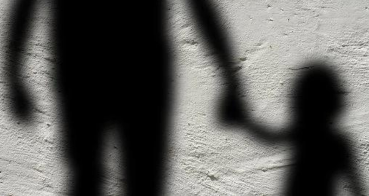 Padre es condenado por violar y abusar en reiteradas ocasiones a su hija