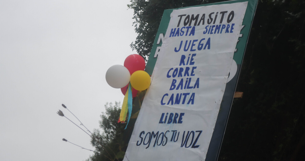 Pancarta por caso Tomás Bravo