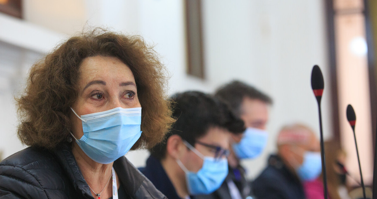 Patricia Politzer critica al Frente Amplio por pretender la presidencia de la Convención