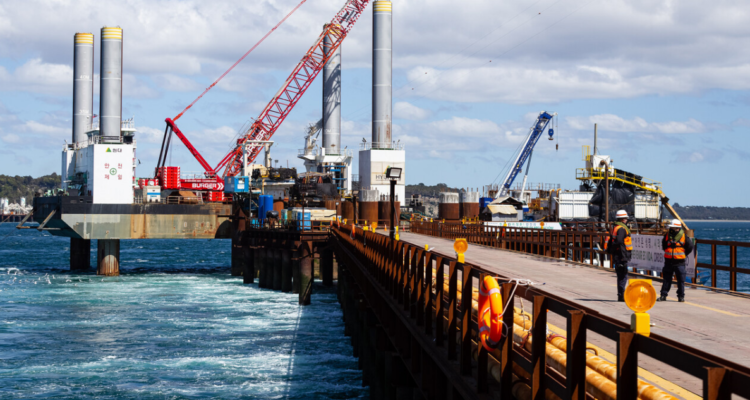 Trabajadores del puente Chacao ponen fin a huelga legal.