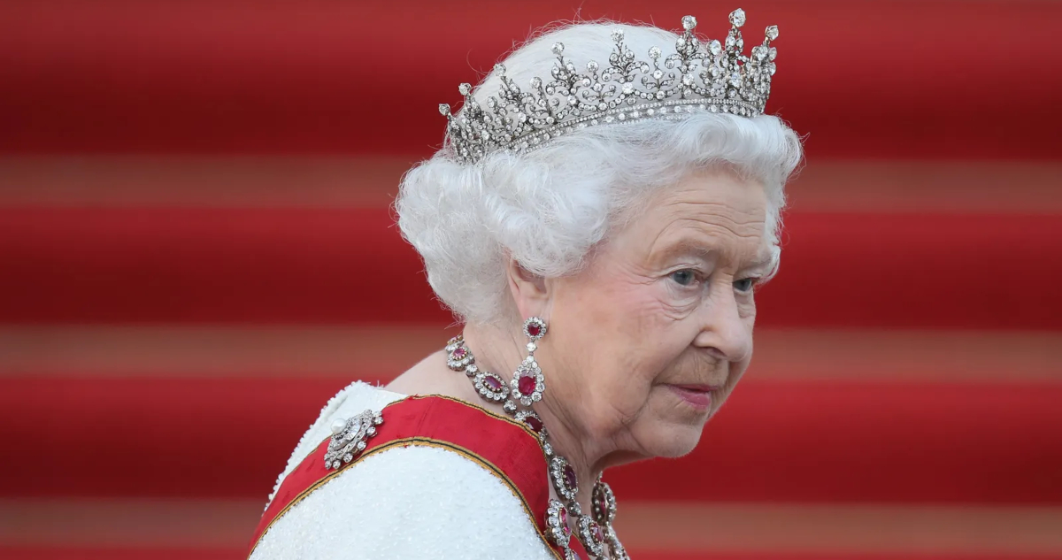 Reina Isabel II