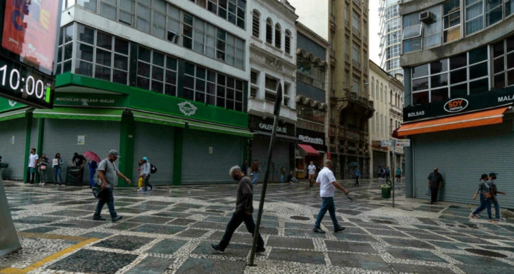 Sao Paulo cancela celebración de año nuevo ante casos de variante Ómicron en Brasil