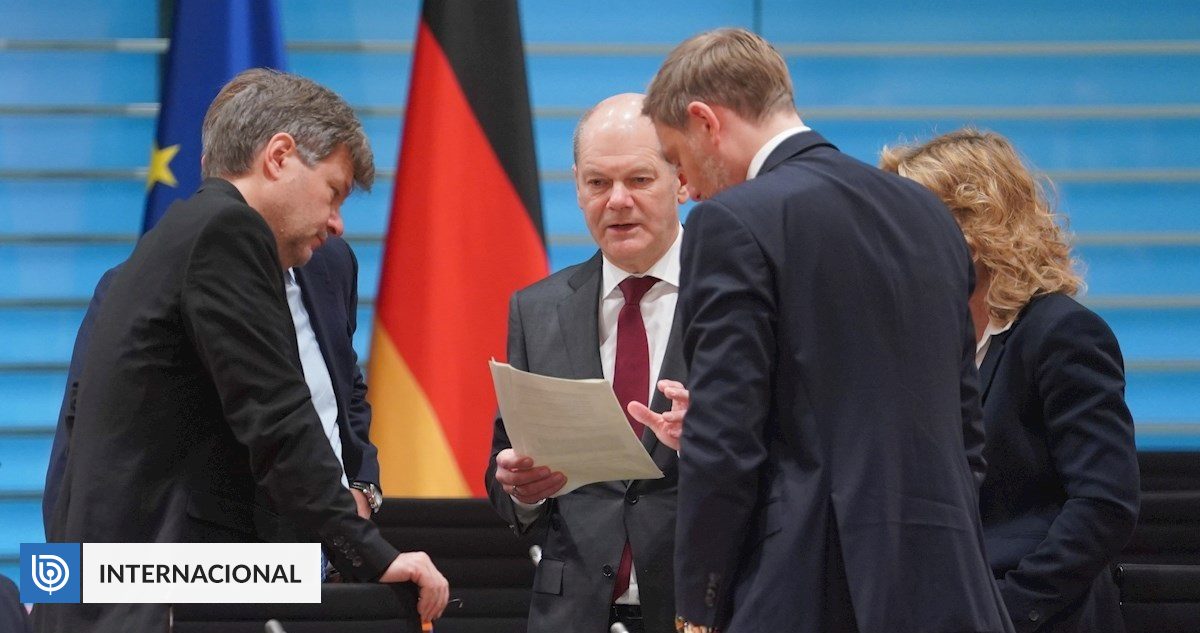 Deutsche dreigliedrige Regierungsvereinbarungen und Differenzen zu Konflikten in Osteuropa |  International