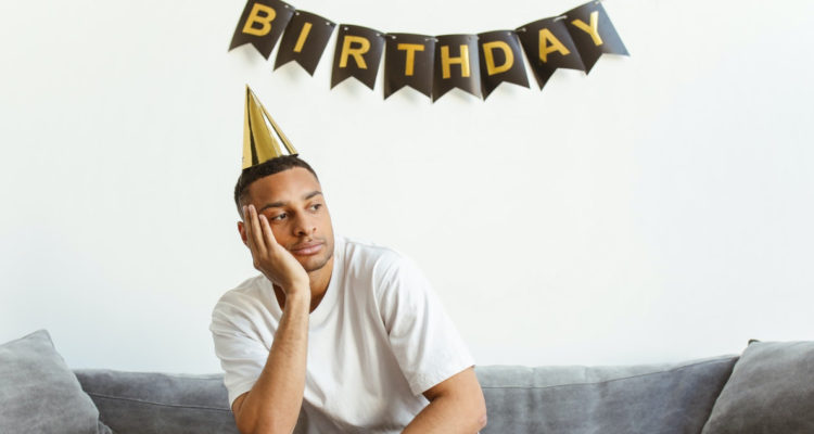 Soledad en hombres: por qué muchos varones no tienen amigos