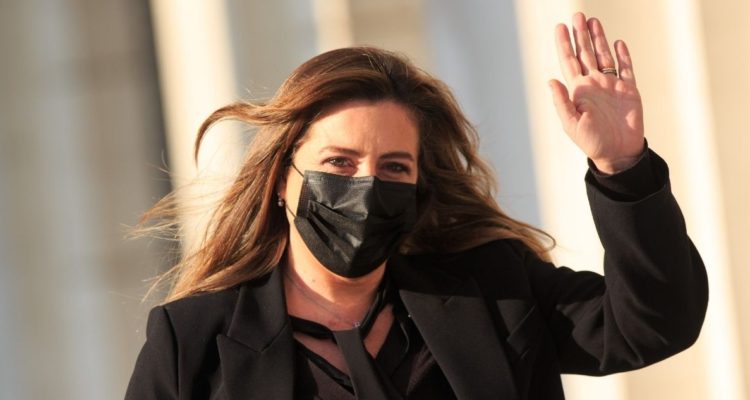 Teresa Marinovic pide extender plazos de la CC