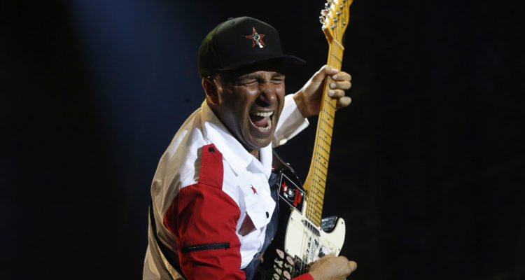 El guitarrista Tom Morello en un concierto de España.