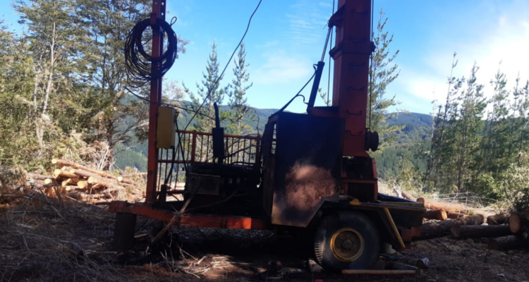 Torre de madereo destruida en Cañete.