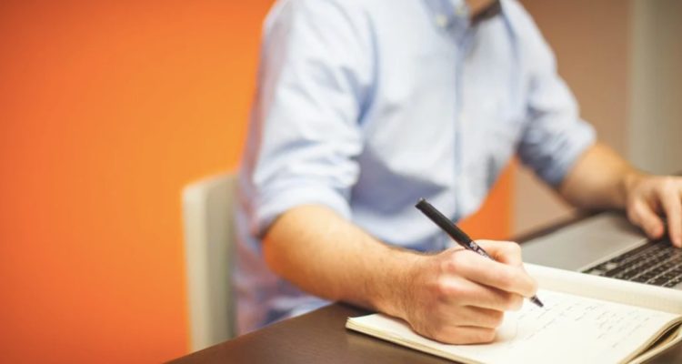 Empleadores multados por Dirección del Trabajo podrán pedir online que se reconsidere la sanción