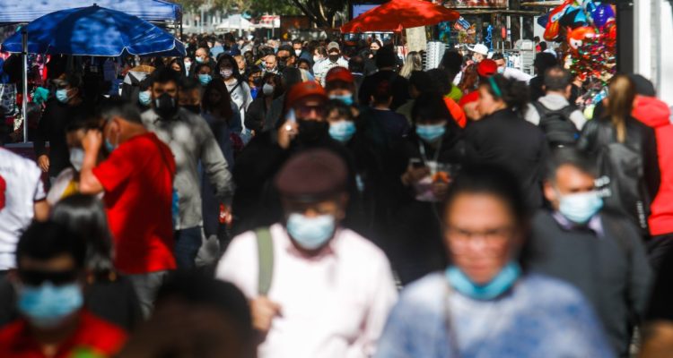 Faltan 272 mil empleos por recuperar para volver a niveles prepandemia, según datos de la UC