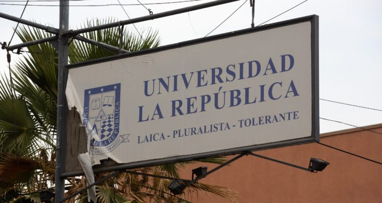 Los Ángeles: Más de 180 estudiantes piden a Mineduc intervenir para evitar cierre de U. La República