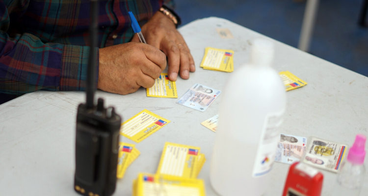 Vacunación con tercera dosis