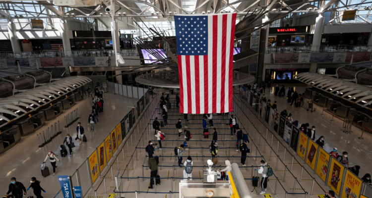 Un aeropuerto de los Estados Unidos.