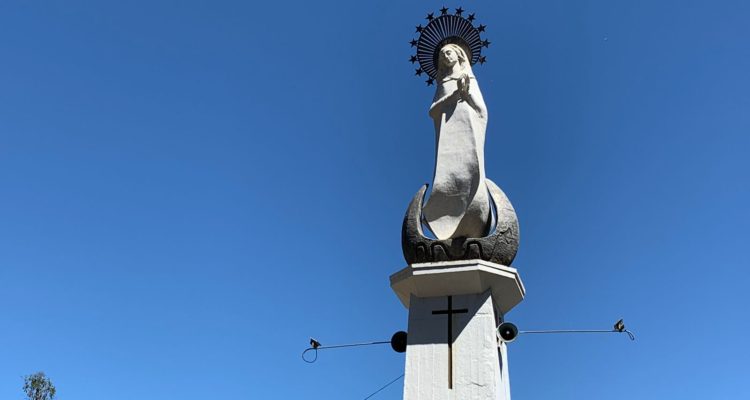 Virgen en el Cerro la Virgen de Concepción.