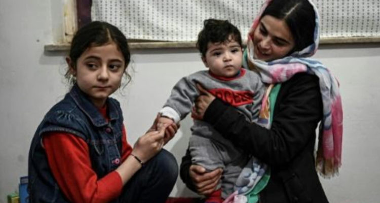 Sohail Ahmadi, el bebé que pasó 5 meses separado de su familia.