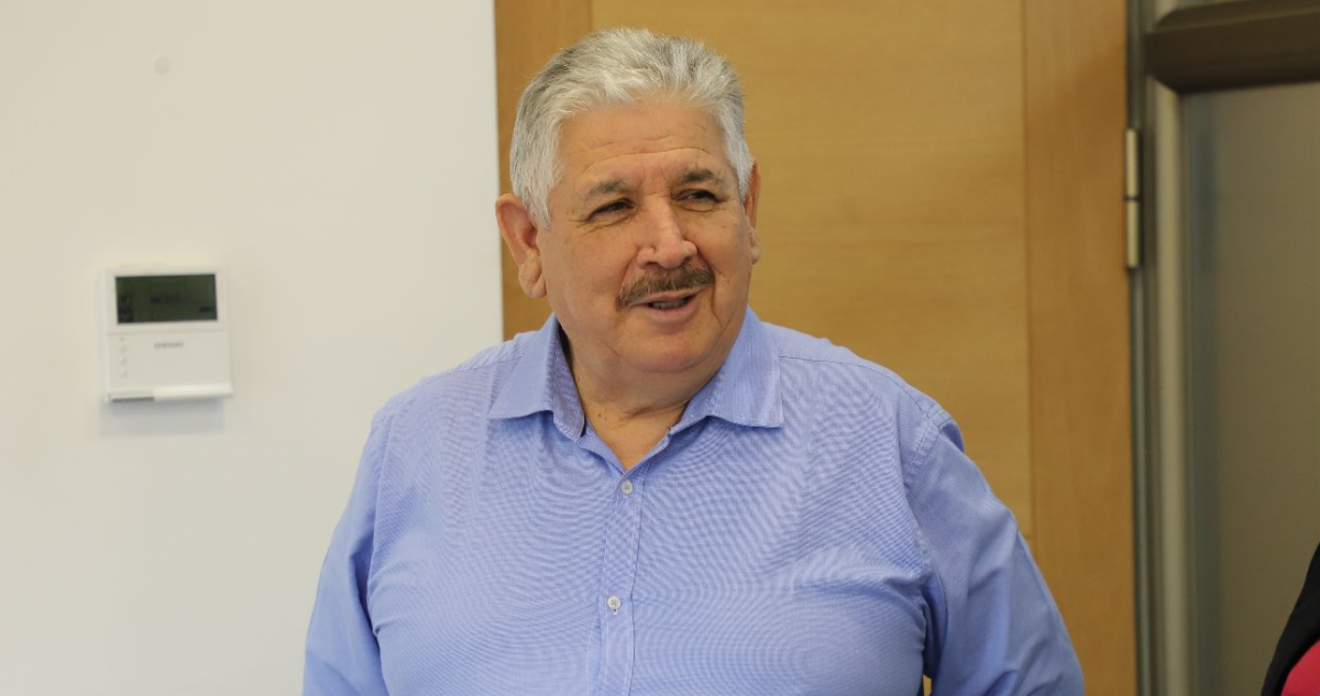 Gobierno se refiere a denuncia contra alcalde de Cunco por abuso sexual.