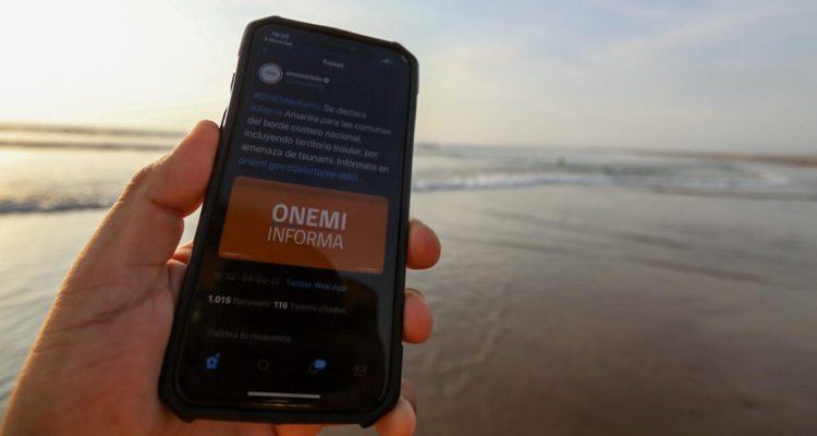 Onemi llama a evacuar zonas costera de Coquimbo y Arica y Parinacota por amenaza de tsunami menor