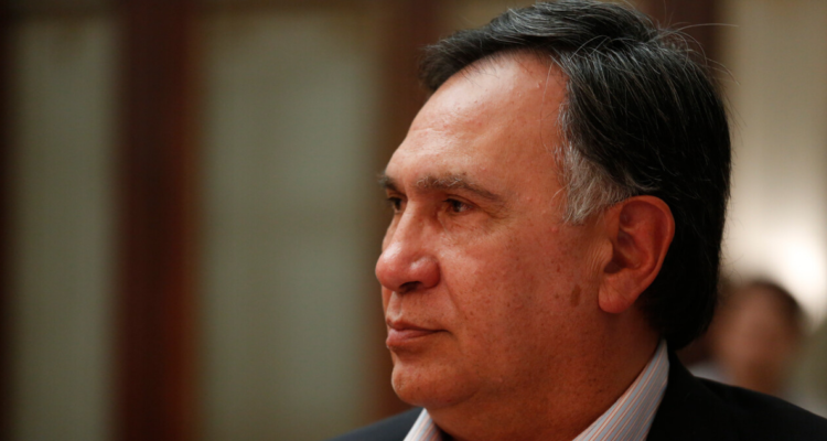 Amenazas a diputado Mellado.