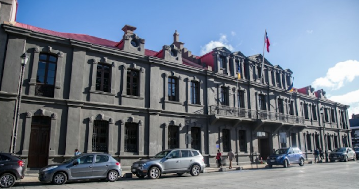 Lanzacohetes y armas robadas: Indagan hallazgo de armamento de guerra en exIntendencia de Magallanes