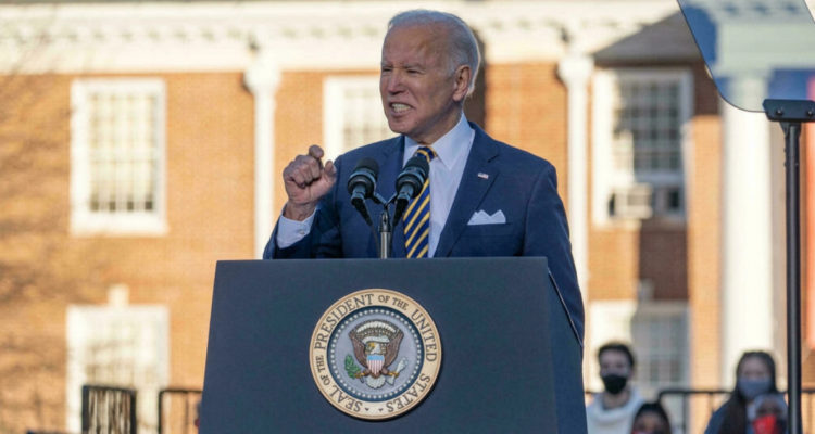 Biden busca cambiar normas del Senado en histórico apoyo a reforma del derecho al voto de minorías