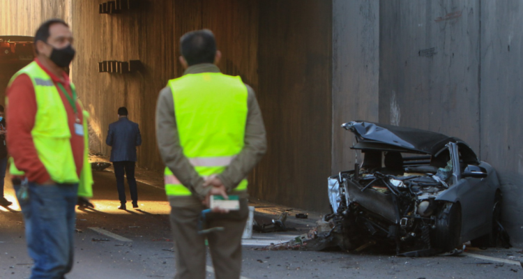 Imagen del BMW que protagonizó un fatal accidente en Vespucio Sur