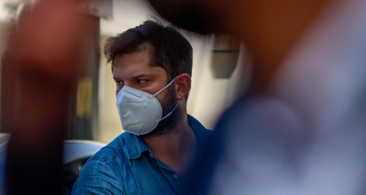 Cadem: Caen perspectivas positivas para el próximo gobierno de Gabriel Boric