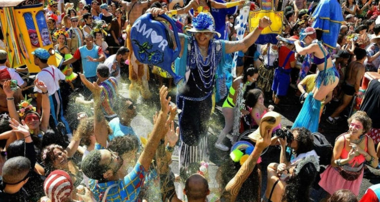 Cancelan carnaval callejero de Río de Janeiro ante avance de Ómicron en Brasil