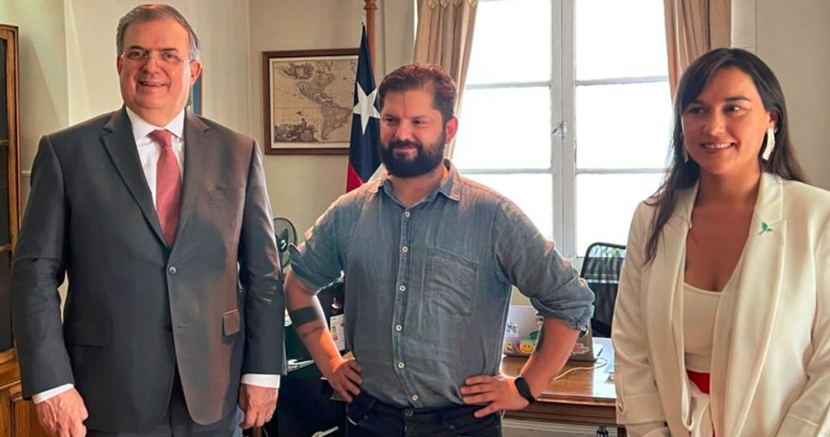 Canciller de México junto a Gabriel Boric en La Moneda chica