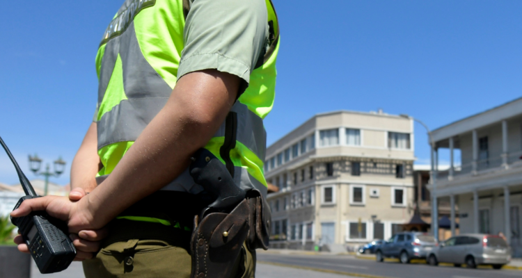 Carabinero en la calle