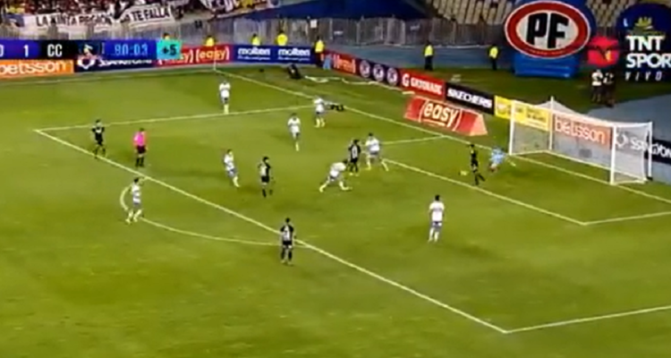 Carlo Villanueva y su gol a la UC.