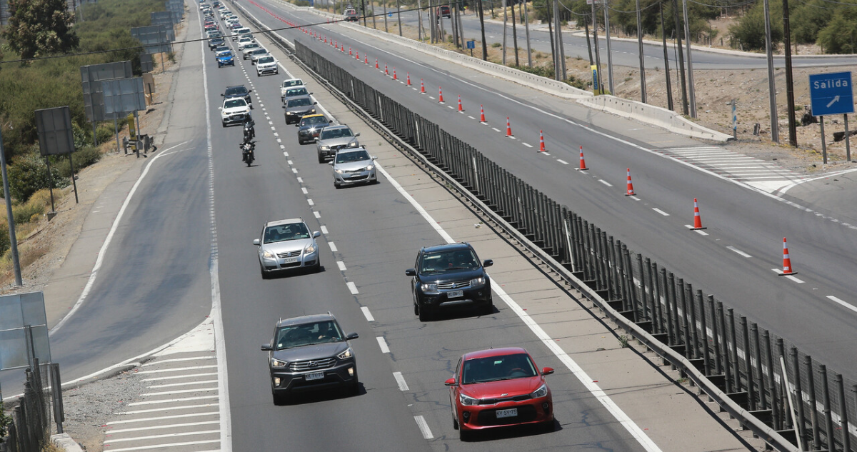 Flujo del tránsito en carreteras durante el fin de semana de Año Nuevo