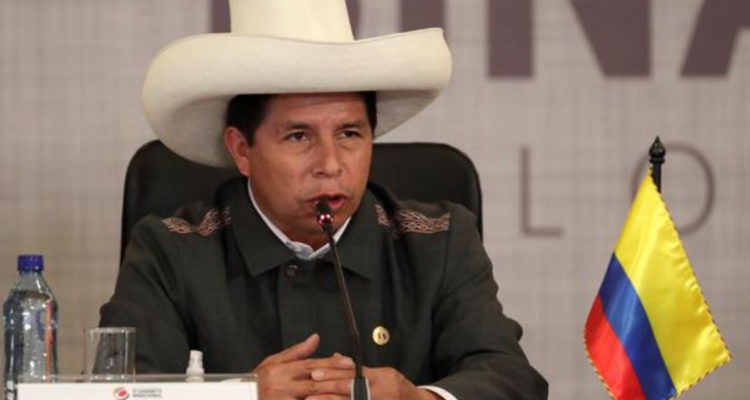 Castillo da entrevista tras 9 meses de silencio Es fácil ser candidato, pero es difícil gobernar