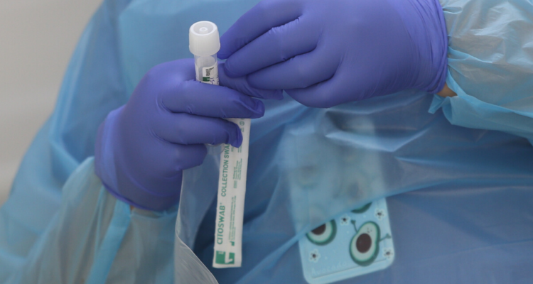 Bío Bío presenta cifra diaria más alta de contagios desde 2021