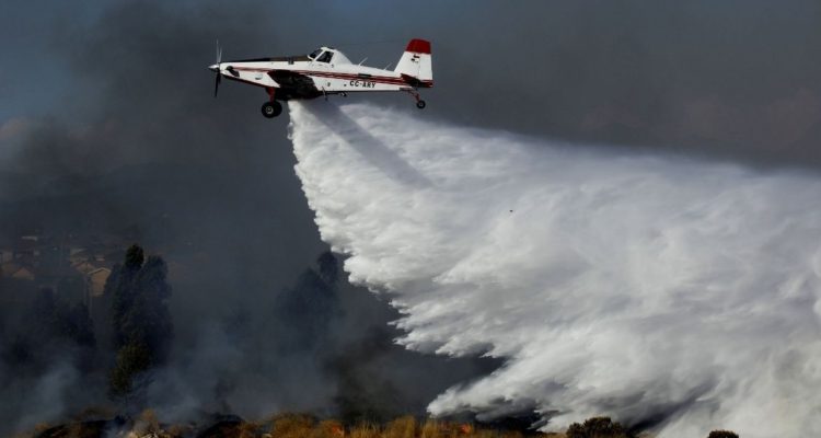 Colusión avión cisterna