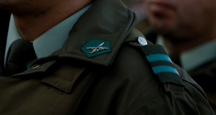 Condenan a 3 carabineros que obligaron a desnudarse a niños mapuche de Ercilla