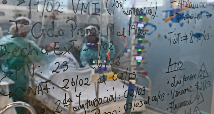 Chile suma 1.921 nuevos casos de covid-19 y positividad alcanza un 3,15%