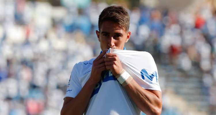 El Granada fija sus ojos en Diego Valencia, delantero de la UC