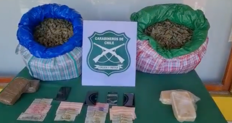 5 detenidos por tráfico de droga en Tarapacá: uno de ellos portaba credencial de policía boliviano
