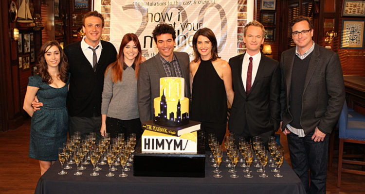 El elenco principal de How I Met Your Mother durante ka celebración del capítulo 200 de la serie.