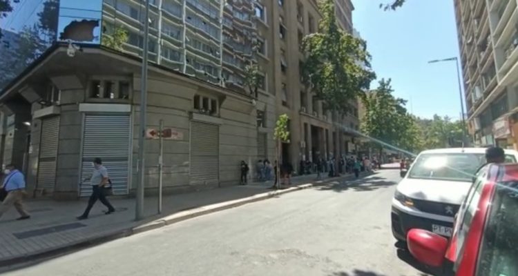 Encerrona a familia en Santiago