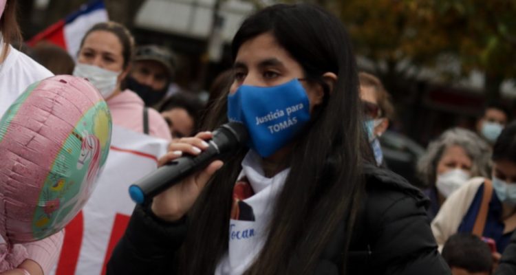 Madre de Tomás Bravo se reúne con Fiscalía