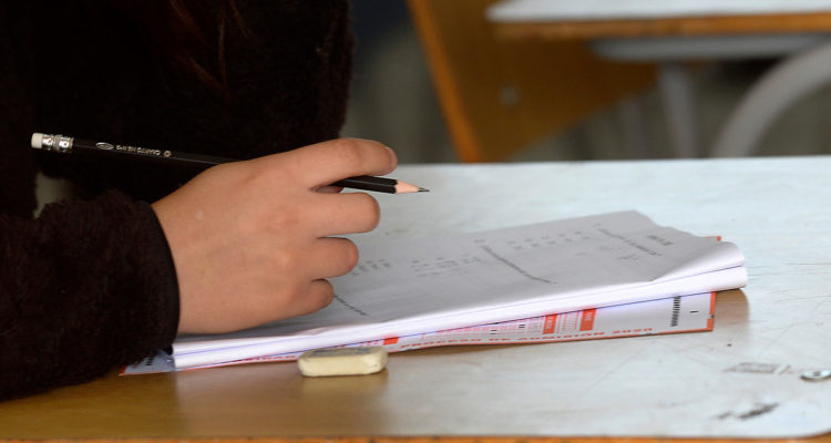 Expertos advierten que cambios en la PAES no disminuirán desigualdades del sistema escolar