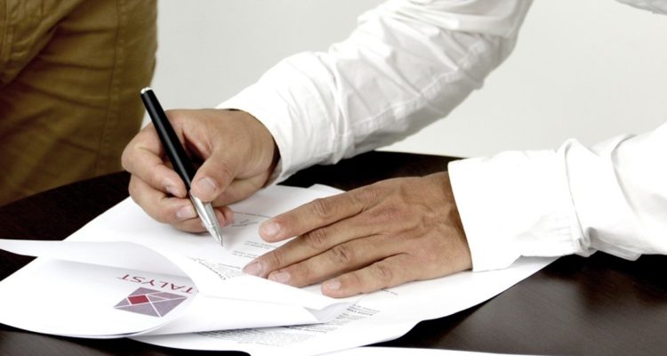 Sernac llama a comunidad a participar de encuesta para medir conocimiento sobre contratos de compra