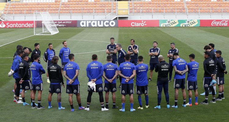 La Roja tendría formación lista para enfrentar a Argentina.