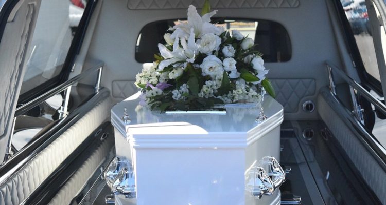 Sernac se suma a FNE en indagación a funerarias