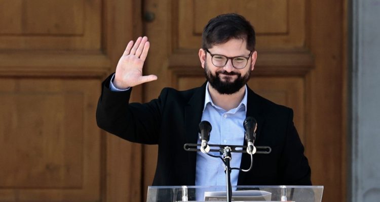 Gabriel Boric anuncia su gabinete
