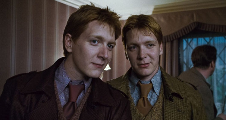 Gemelos Weasley en Harry Potter y las Reliquias de la Muerte Parte 1