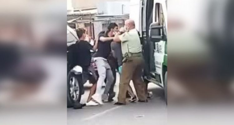 Carabinero golpeado Arica