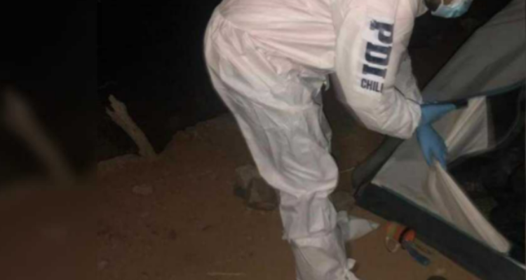 Hombre llevaba muertos dos meses en una carpa