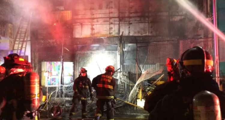 Imagen de incendio en Barrio Meiggs